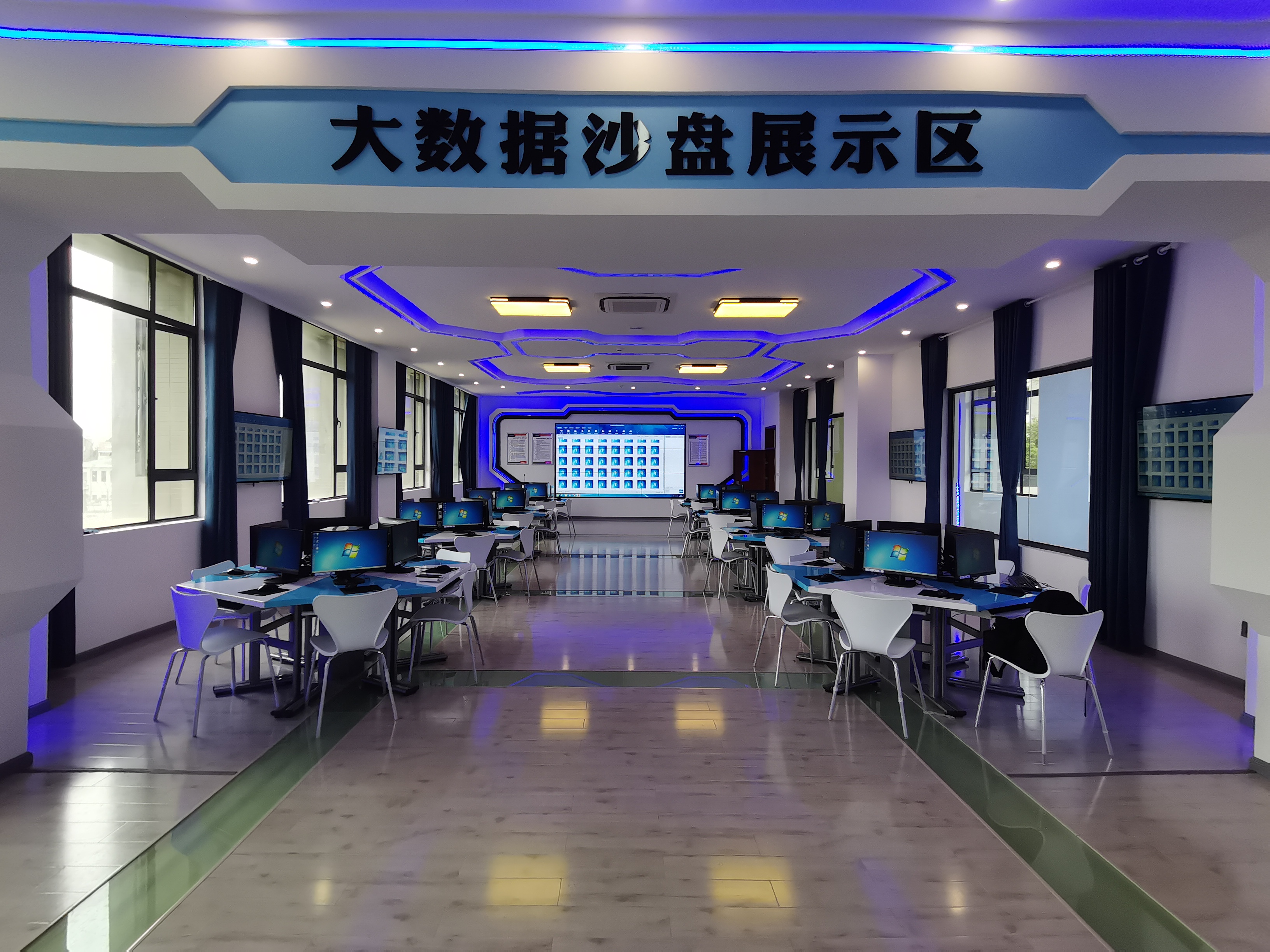 现场B.jpg